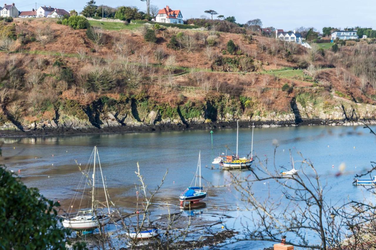 Rock Cottage - 3 Bedroom Holiday Home - Fishguard Exterior photo